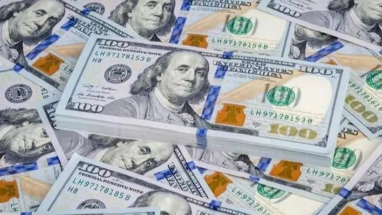 تراجع سعر الدولار أمام الجنيه المصري بمقدار ٦ قروش في تعاملات اليوم